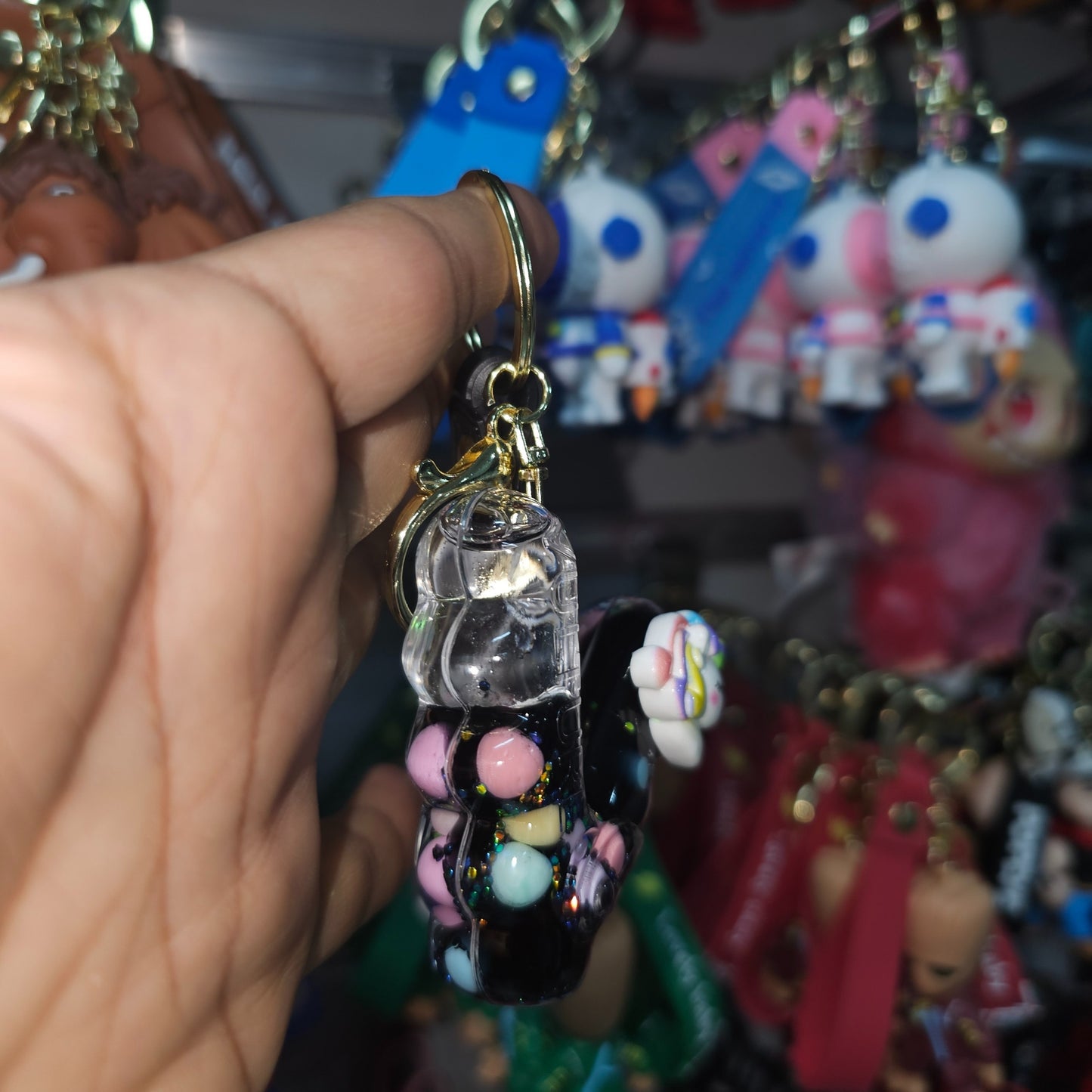 OTTAVO Unicorn Theme Alphabet Letter Glitter Keychain, PVC Water Globe Design, Decorative Bag Charm and Key Ring (Alphabet Letter V)